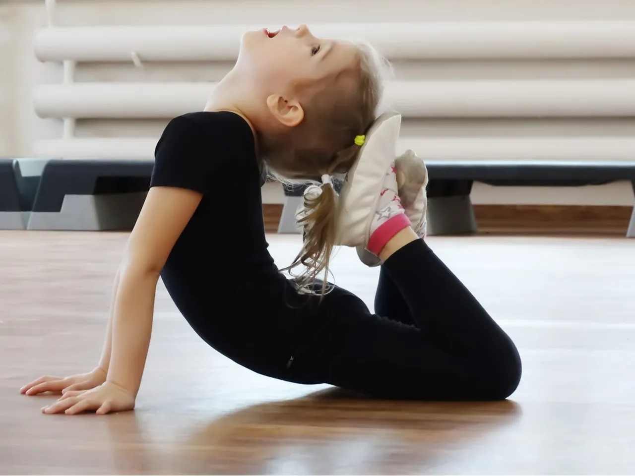 Гимнастика для ребенка 5 лет: виды, примеры упражнений